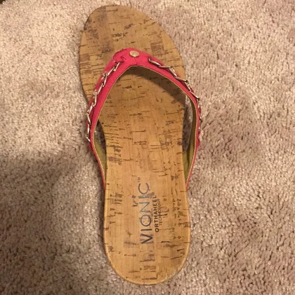 Vionic wedges Sandals - Picture 2 of 6